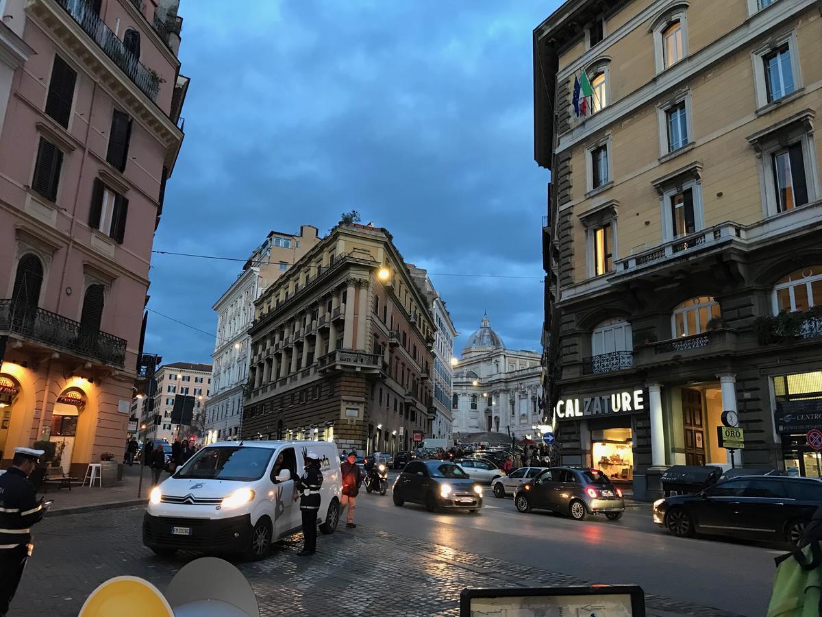 Urbana Apartment Colosseum Roma Dış mekan fotoğraf